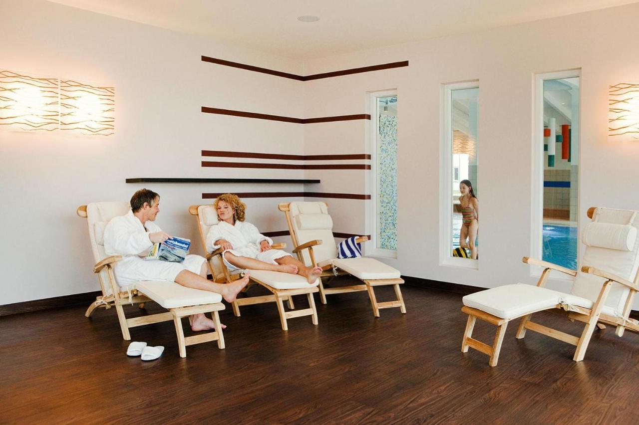Resort Dorfhotel Boltenhagen Boltenhagen Ngoại thất bức ảnh